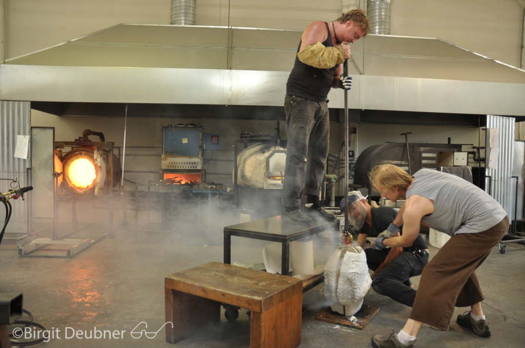 Casting at Glow Glass Studio with Alex Abajian, Ivan and Jason